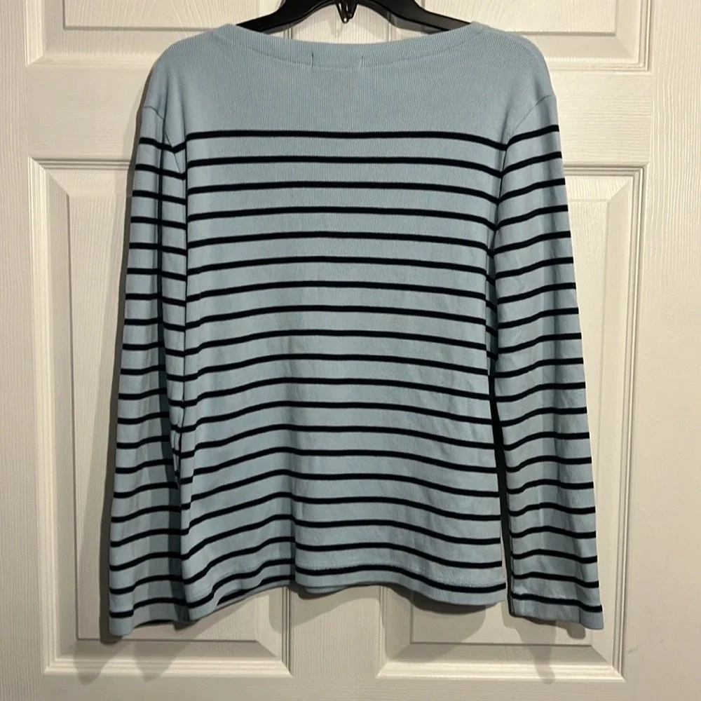 Eddie Bauer Women's Blue striped top - Size Medium